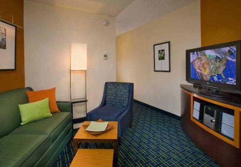 Fairfield Inn And Suites Flint Fenton Eksteriør billede