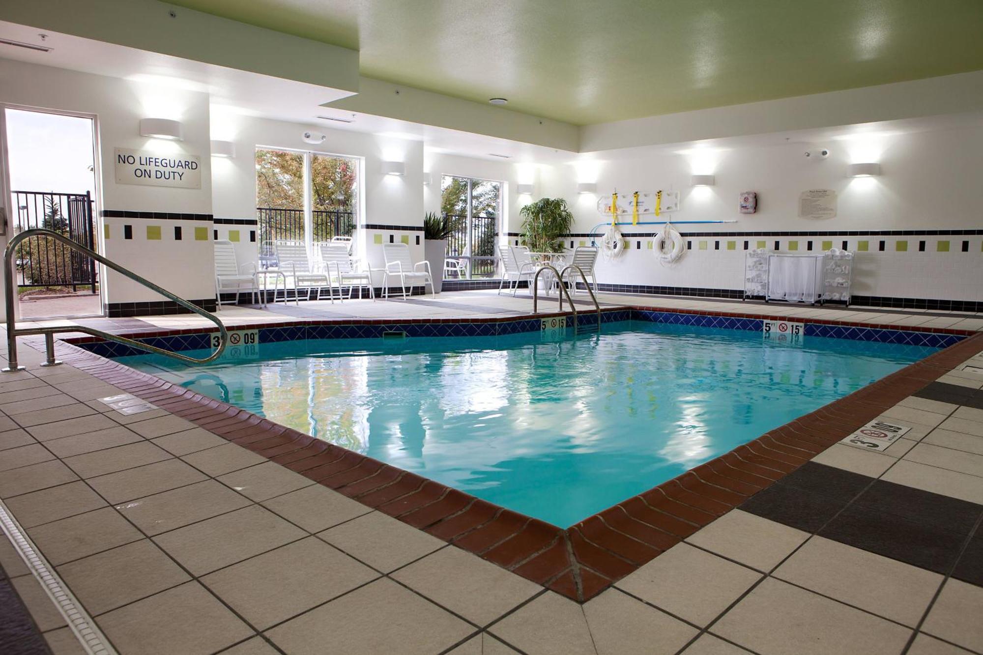Fairfield Inn And Suites Flint Fenton Eksteriør billede