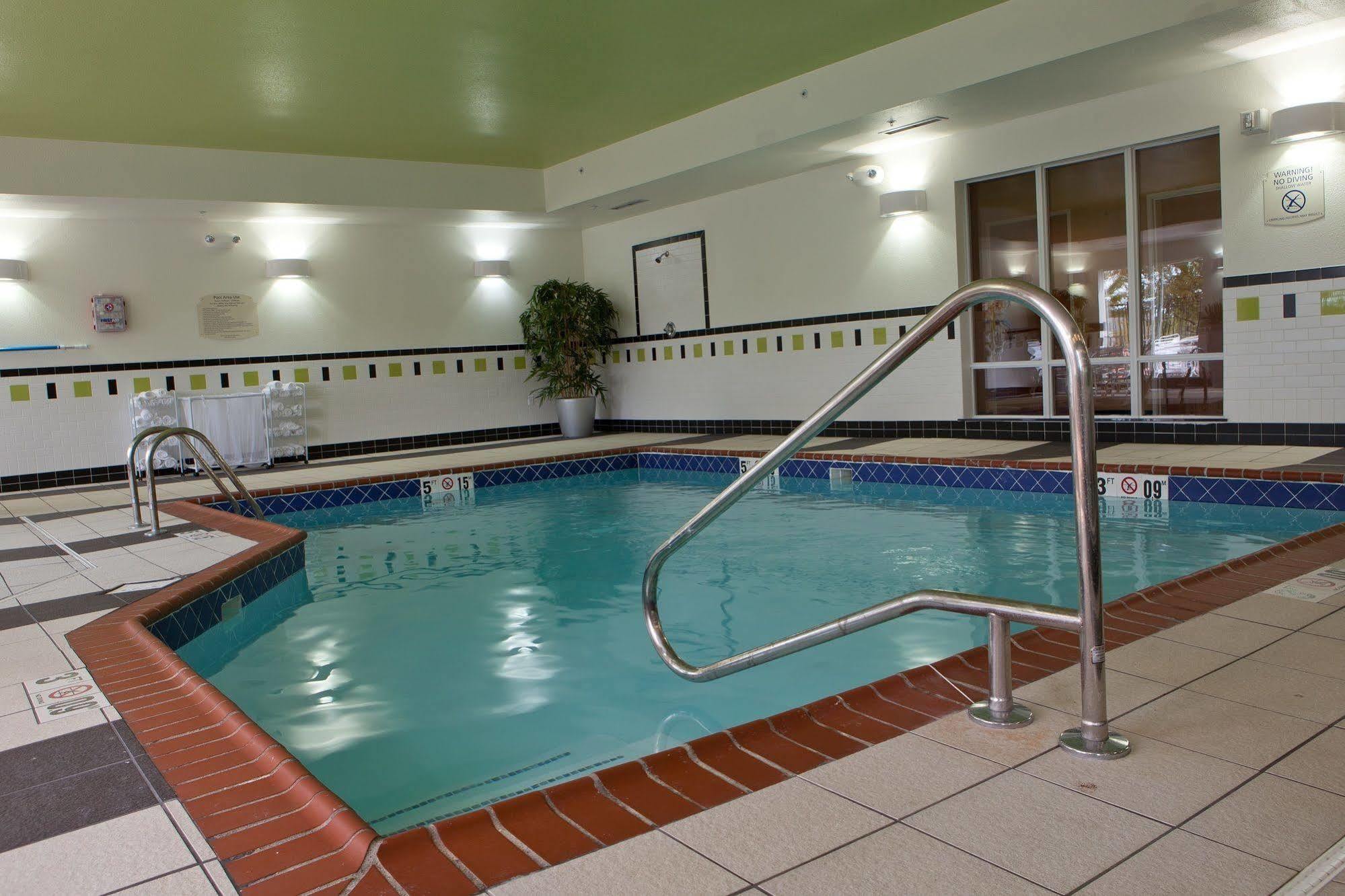 Fairfield Inn And Suites Flint Fenton Eksteriør billede
